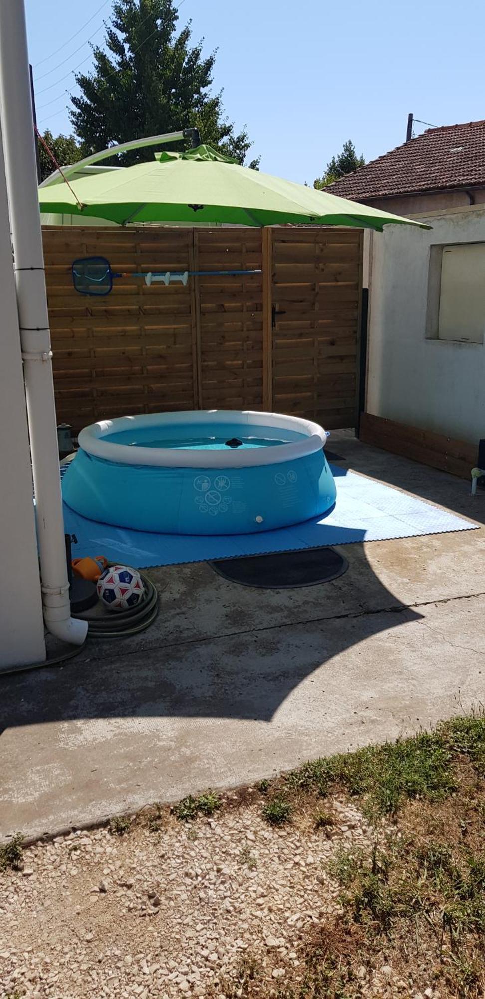 Superbe T2 Avec Jardin, Piscine-Enfant Et Parking Apartment Arles Ngoại thất bức ảnh